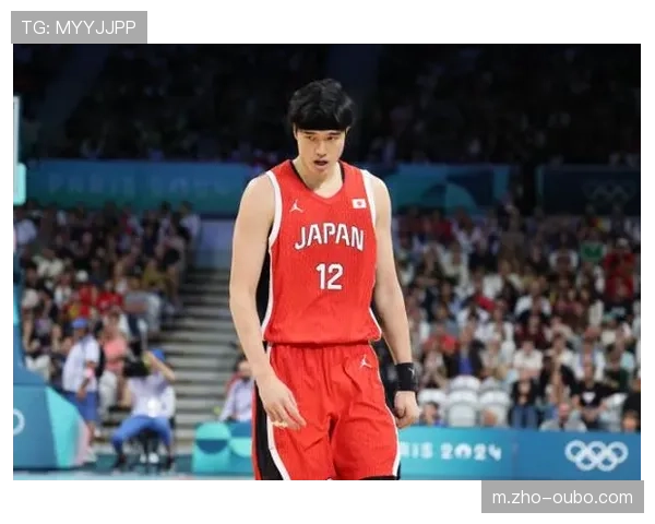 渡边雄太半场11分高效表现 锋线核心展现全面技术